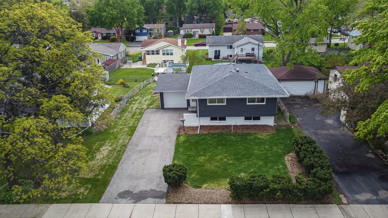 2541 75th St - Photo 2 of 38