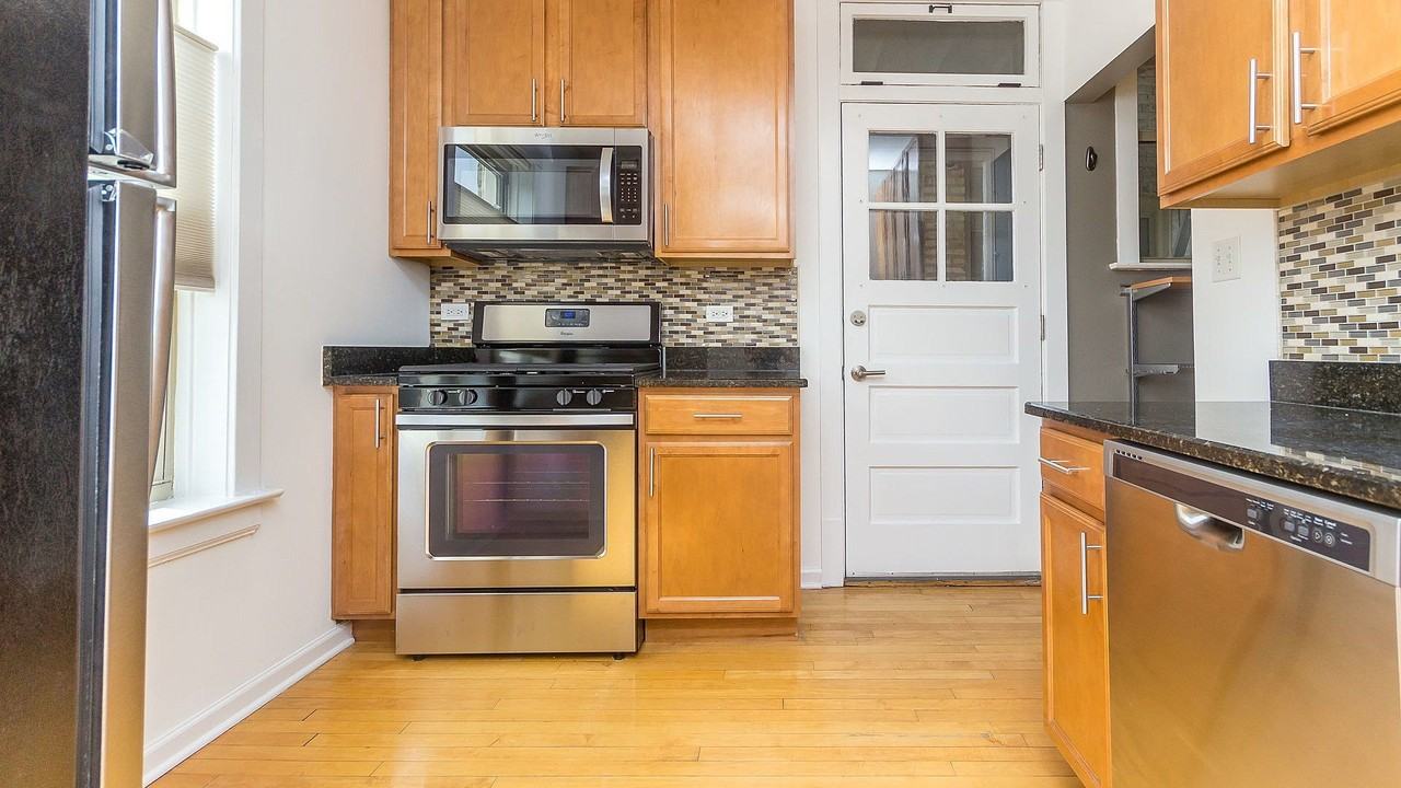 607 Washington Blvd #3N - Photo 7 of 13