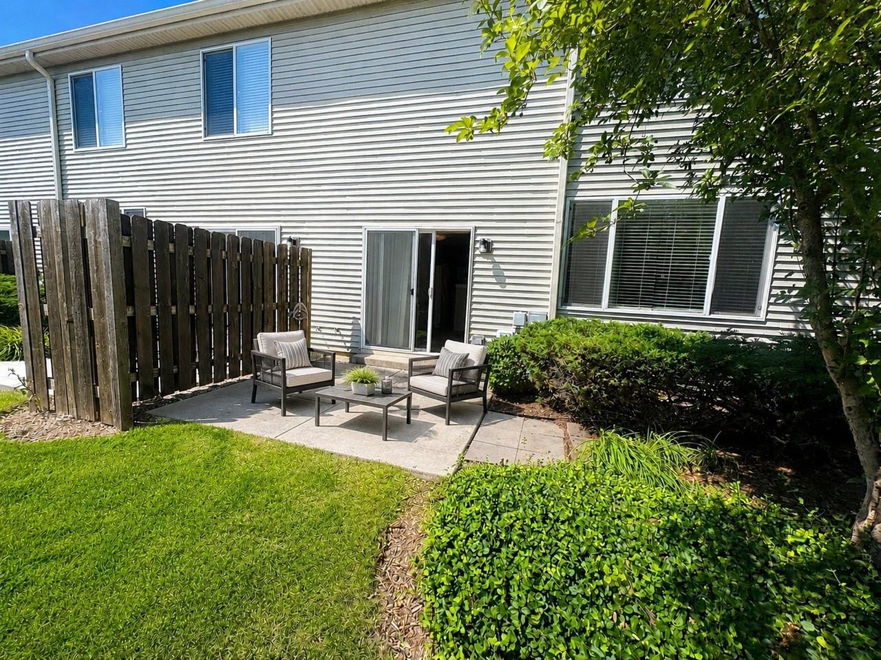 647 W Jonathan Dr - Photo 7 of 8