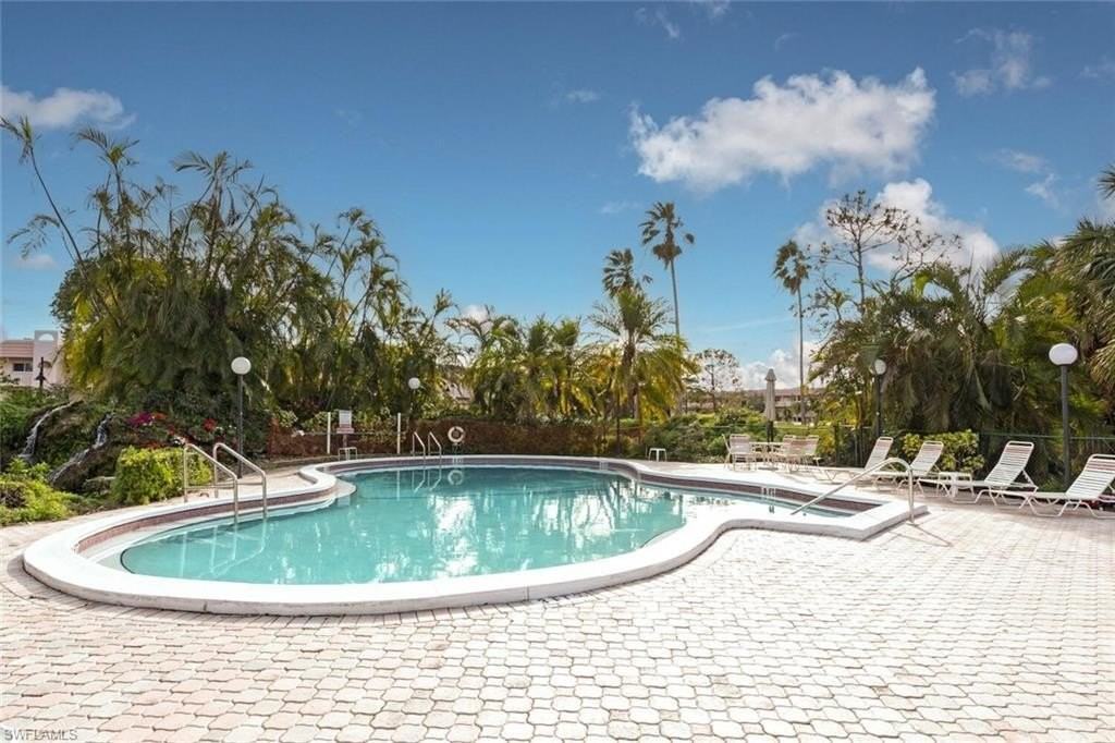 499 Forest Lakes Blvd #105
