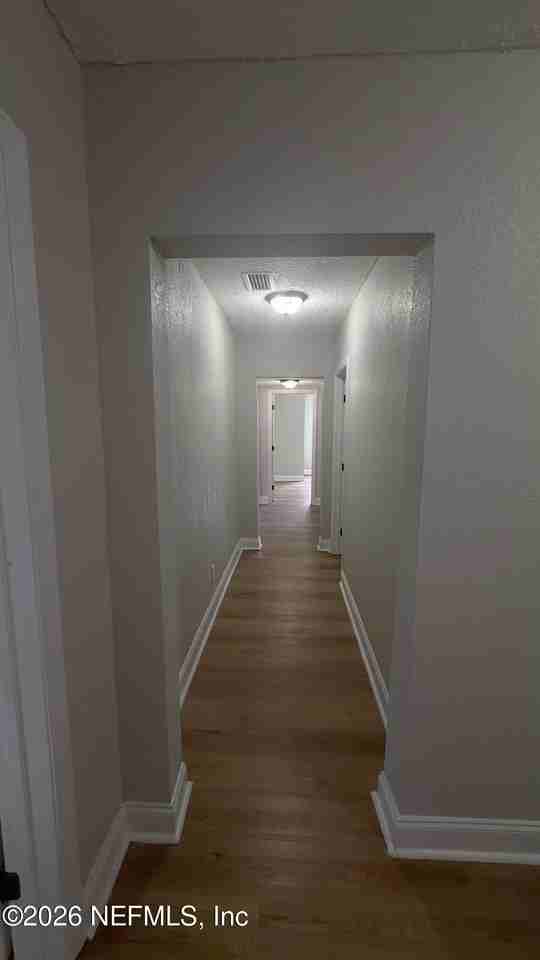 1645 W 12th St - Photo 3 of 8