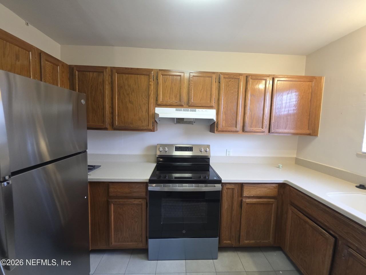 2931 Saint Johns Ave #4 - Photo 3 of 9