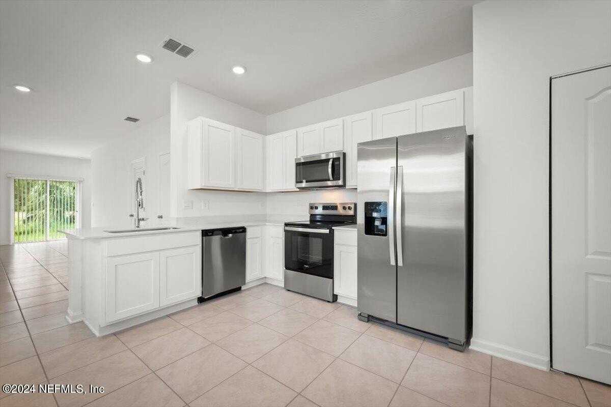 38 Tidal Beach Ave - Photo 5 of 32