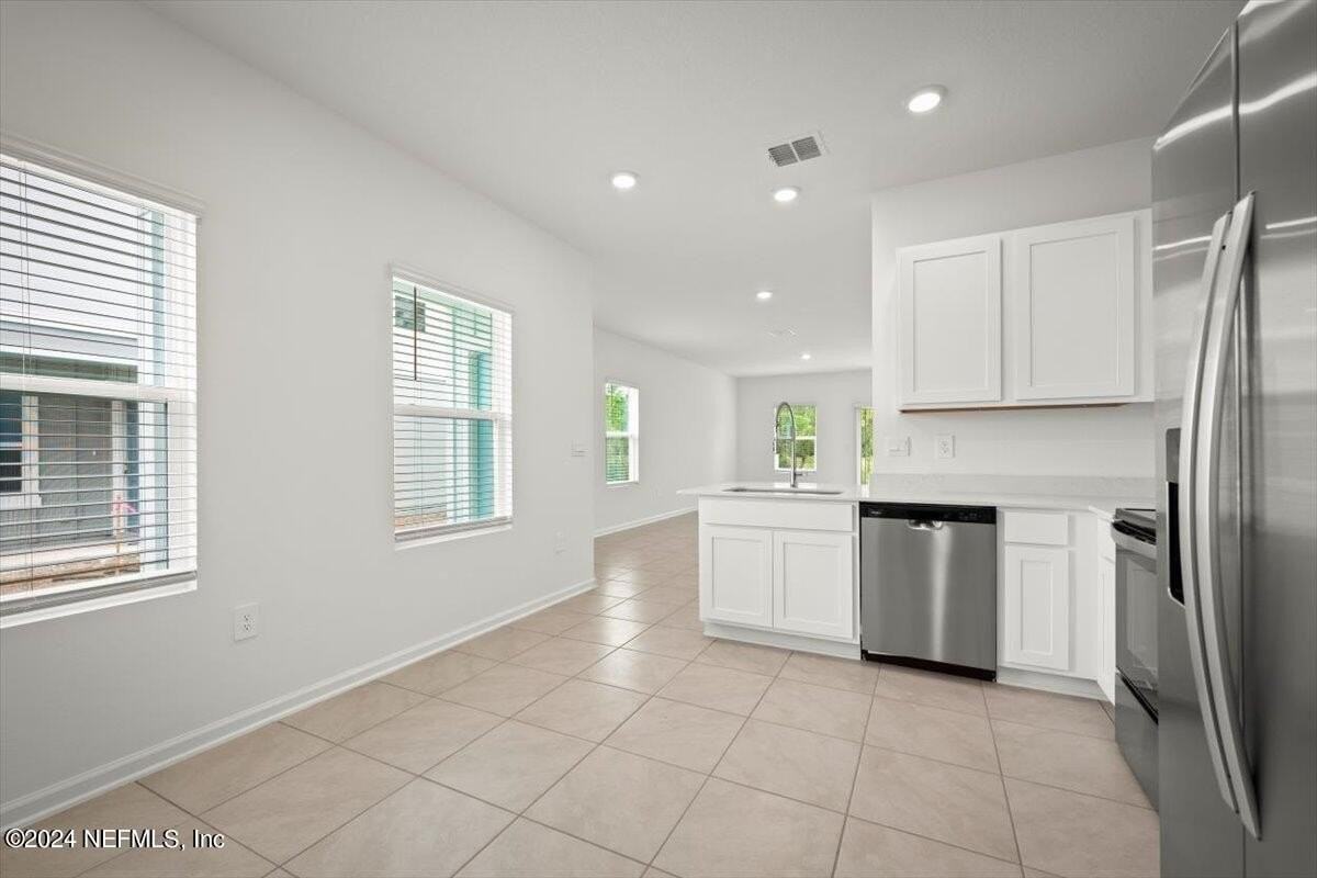 38 Tidal Beach Ave - Photo 6 of 32