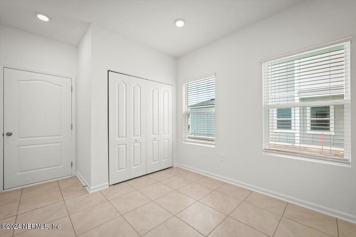 38 Tidal Beach Ave - Photo 7 of 32