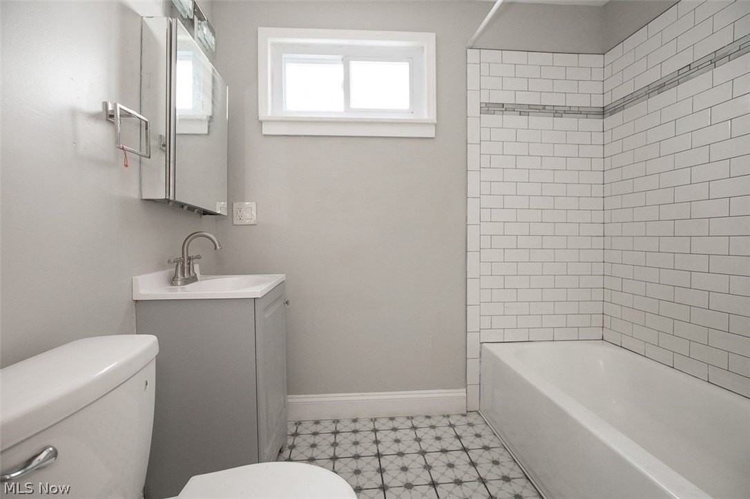 3635 W 46th St #1 - Photo 6 of 19