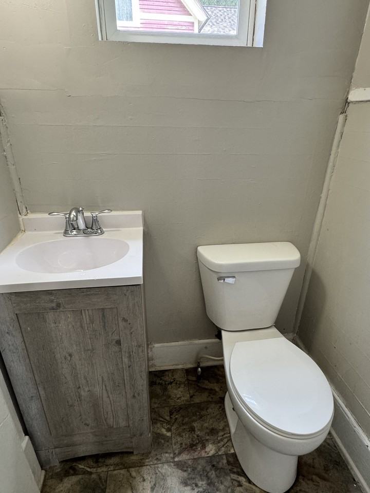 719 West Walnut StreetUnit 1 #1 - Photo 5 of 7