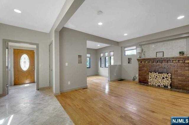 115 W Englewood Ave - Photo 7 of 26