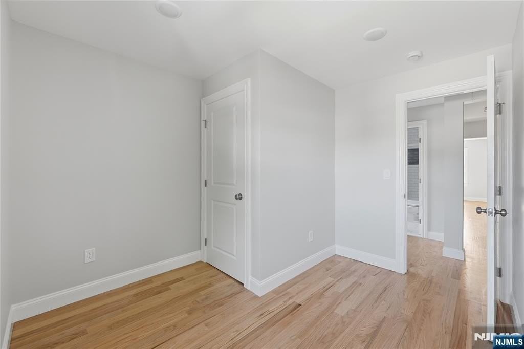 43 4th St - Photo 6 of 8