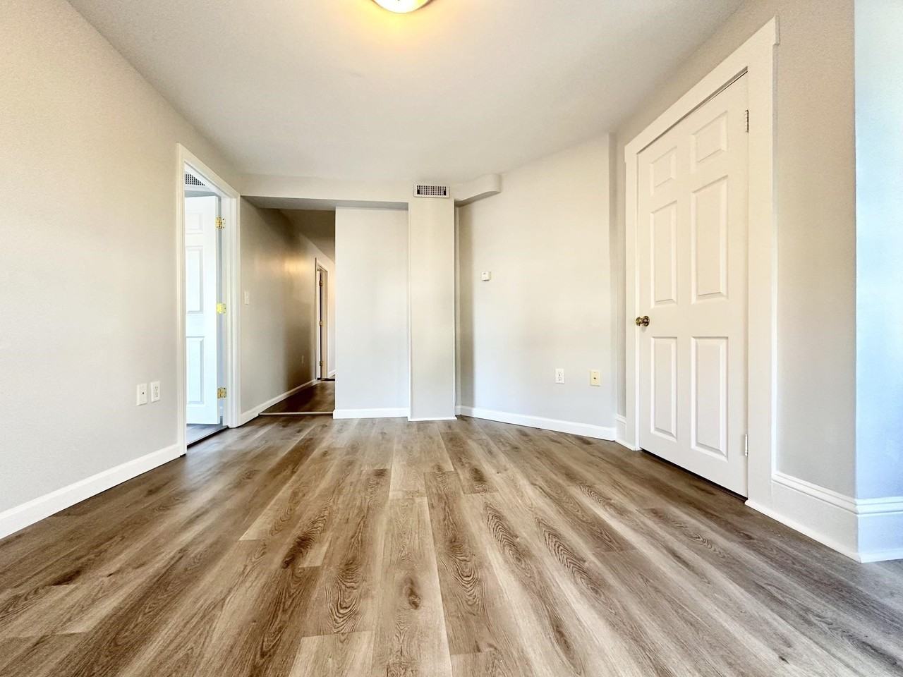 40 Morgan St #2 - Photo 5 of 13