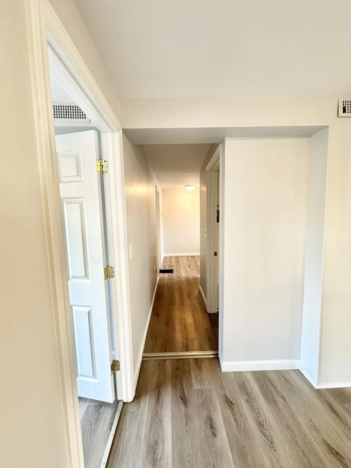 40 Morgan St #2 - Photo 6 of 13
