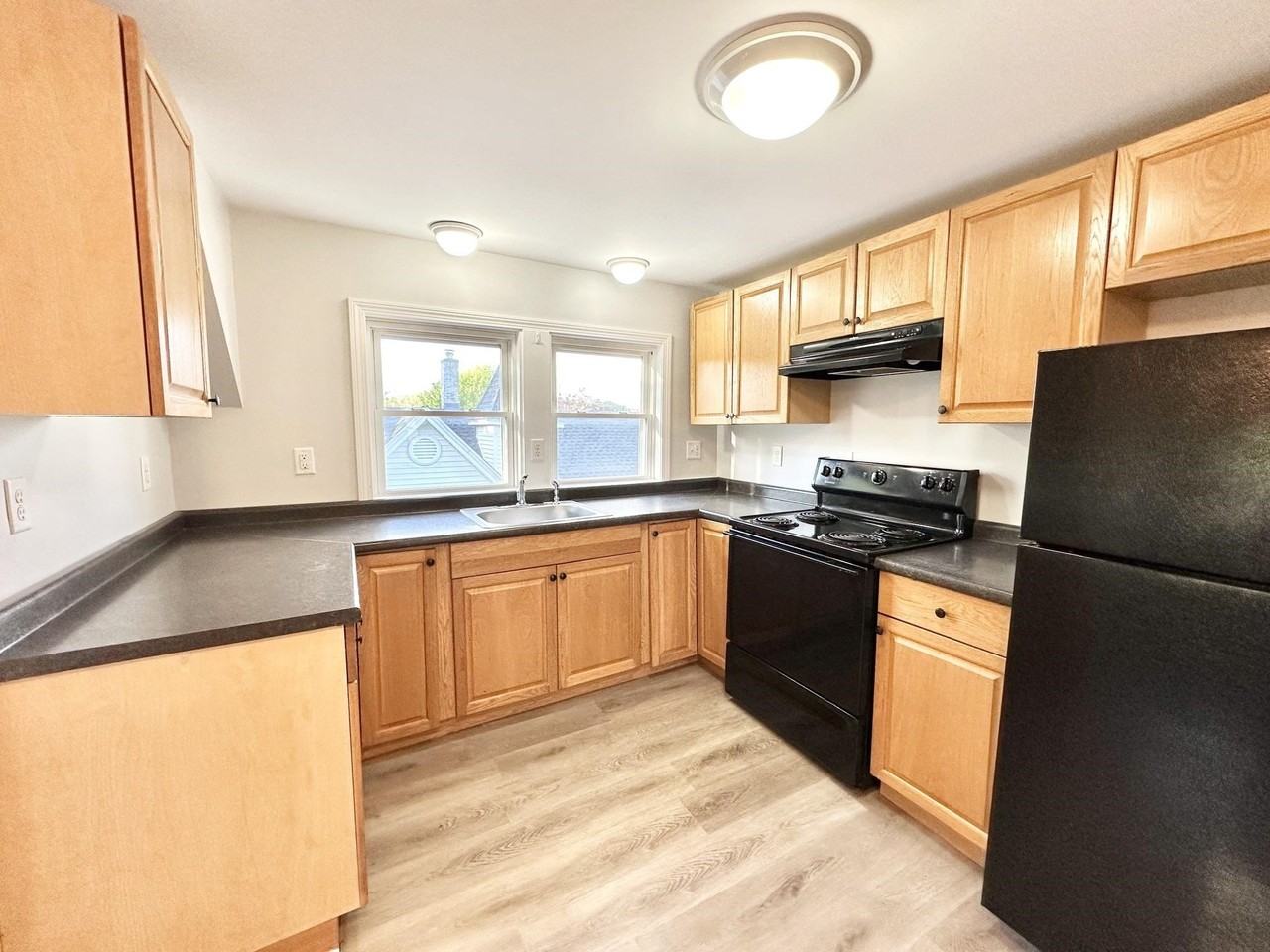 40 Morgan St #2 - Photo 7 of 13
