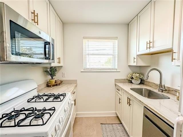 868 Martin Behrman Ave #8 - Photo 4 of 10