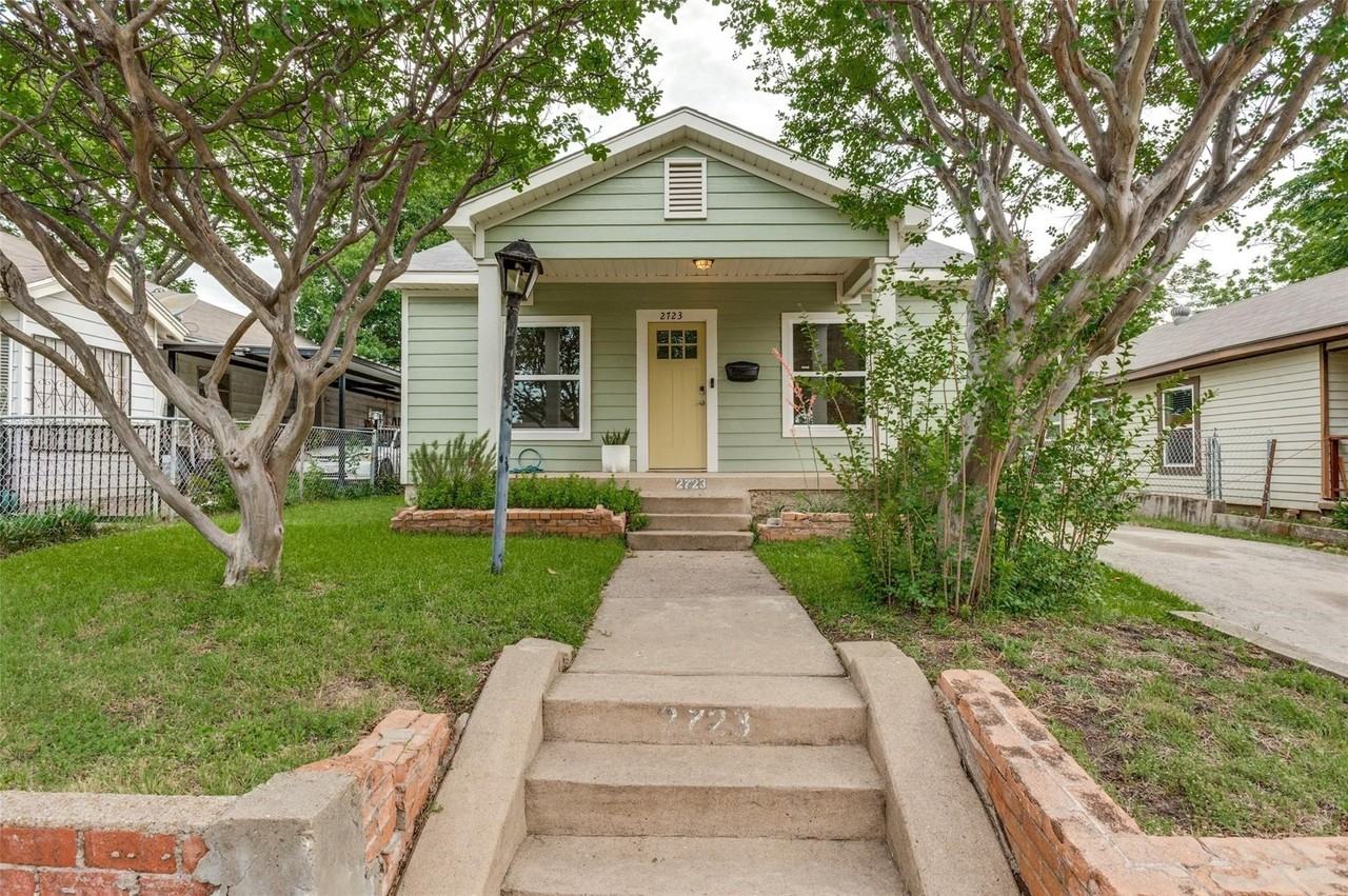 2723 Sharon St - Photo 2 of 25