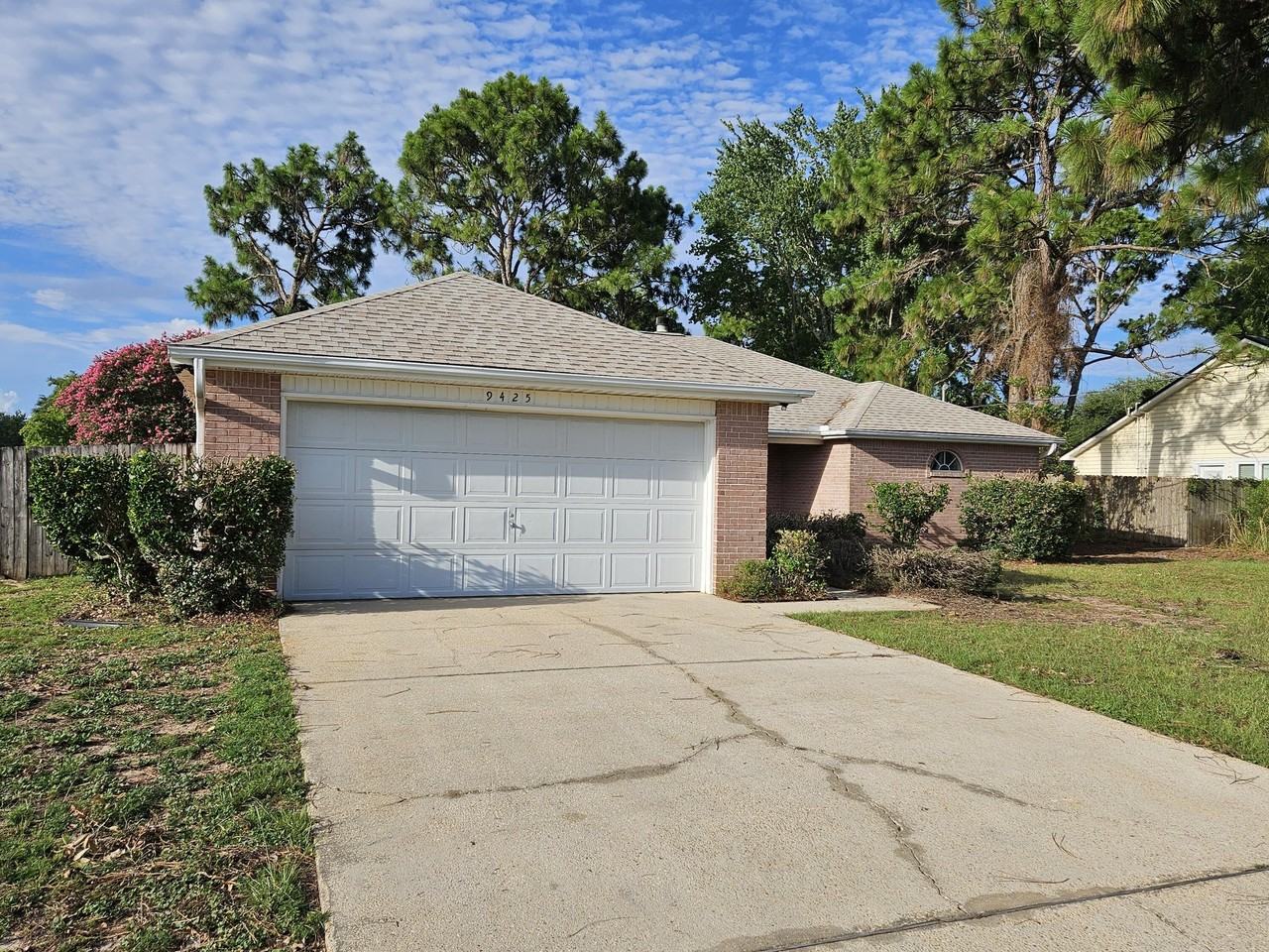9425 Victoria Ln - Photo 2 of 33