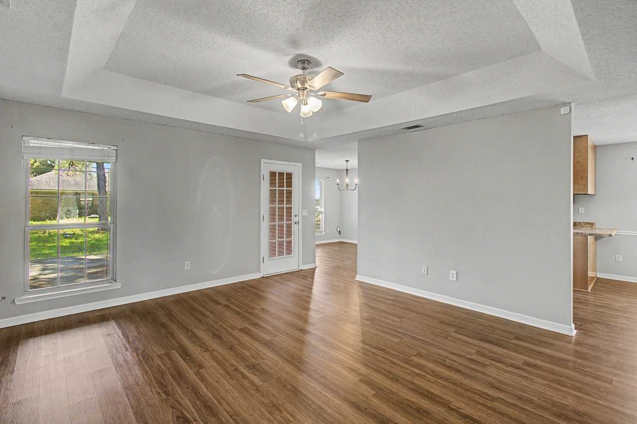 1110 Cornett Ct #1 - Photo 2 of 32