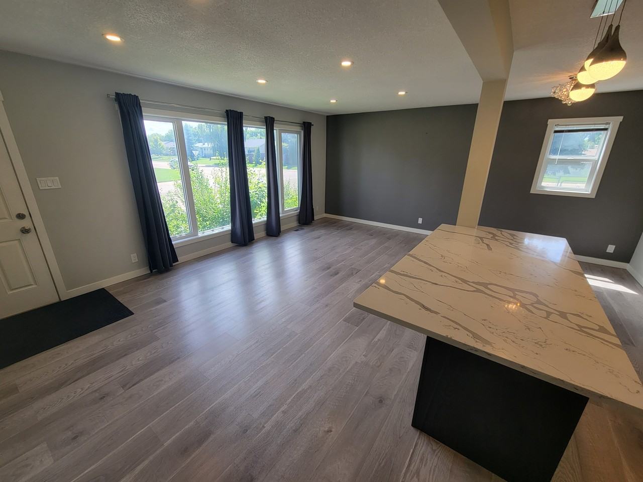 8510 152 St Nw #MAIN - Photo 5 of 17