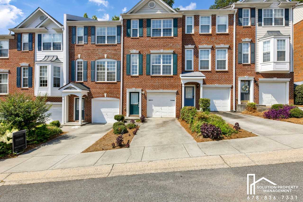 3160 Mill Springs Cir #1