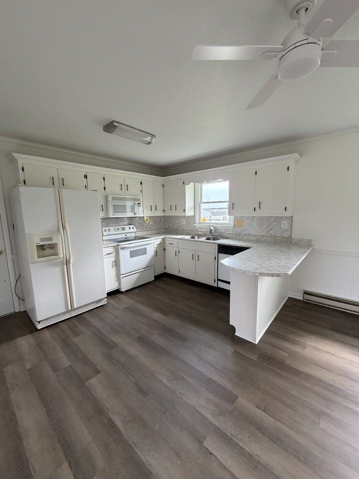 4810 Washington St #1 - Photo 7 of 18