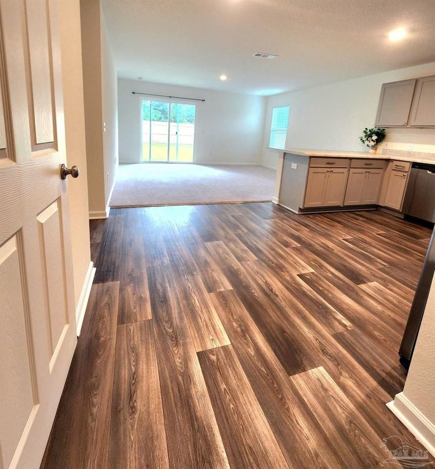7840 Maxton Rd - Photo 5 of 17