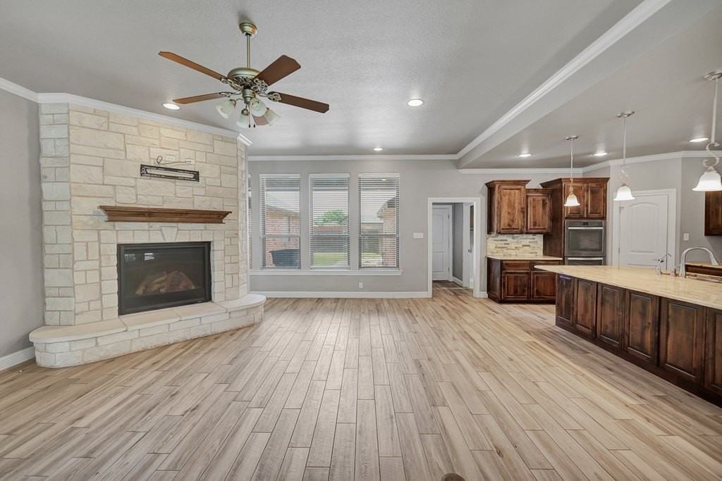 5907 Frio Dr - Photo 4 of 32