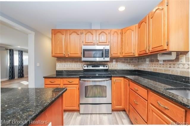 50191 Cedargrove Rd - Photo 7 of 25
