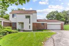5317 Fairway Ln - Photo 1 of 1