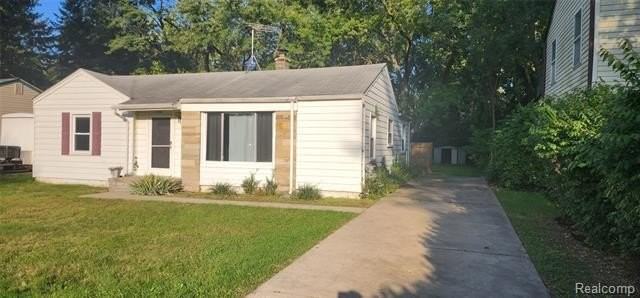 15024 Lyons St - Photo 2 of 17