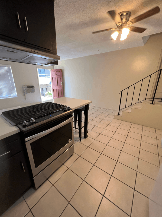 204 South Holliston Avenue #4 - Photo 6 of 10