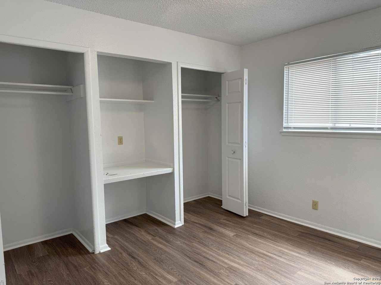 132 Meadow Way - Photo 4 of 15