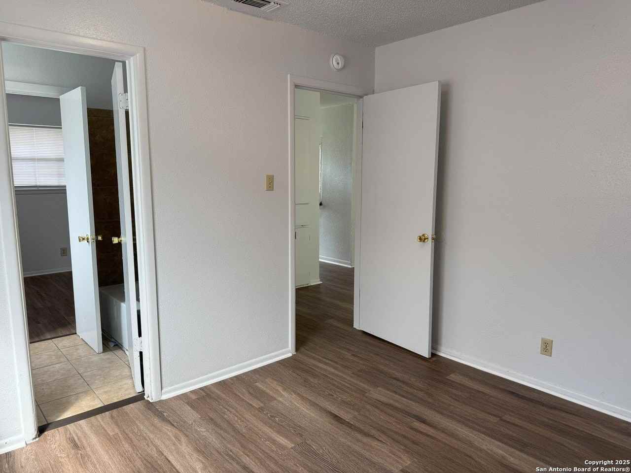 132 Meadow Way - Photo 5 of 15