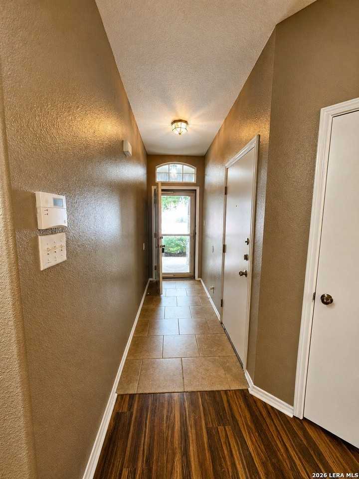 9006 Pinseeker - Photo 6 of 30