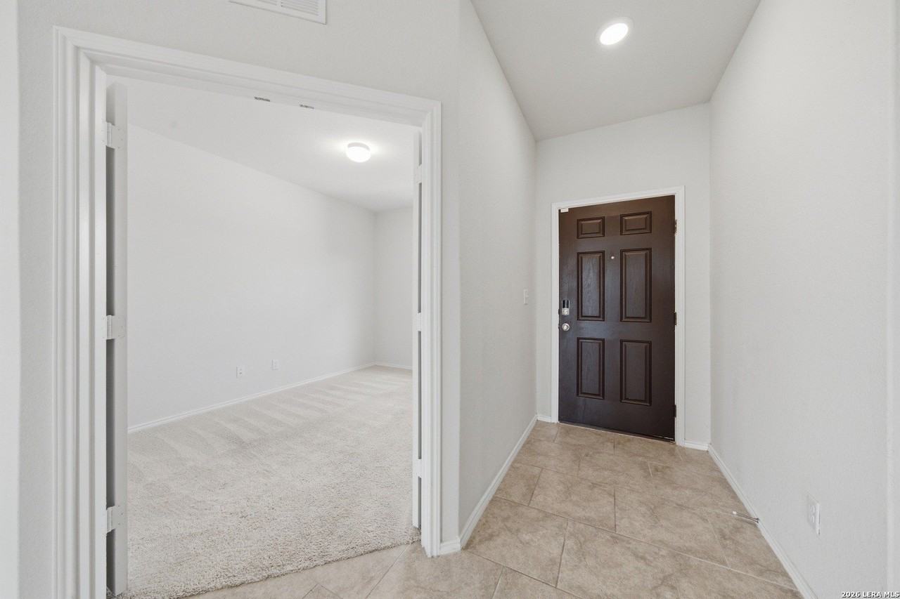 10508 Sweetwater - Photo 3 of 37