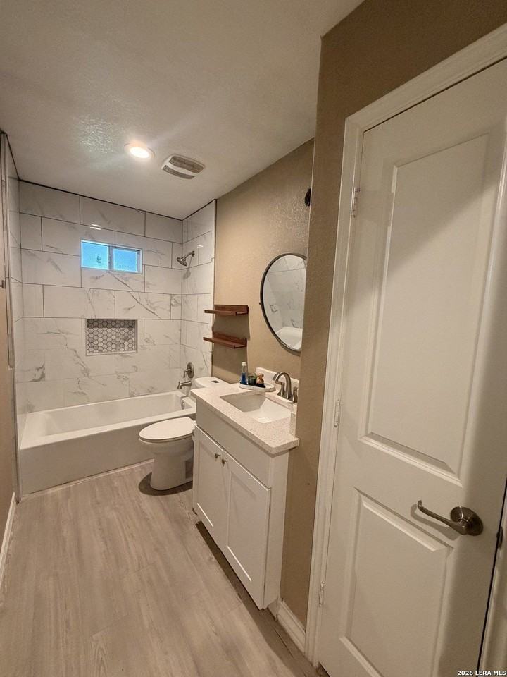 551 Westbend Dr - Photo 7 of 9