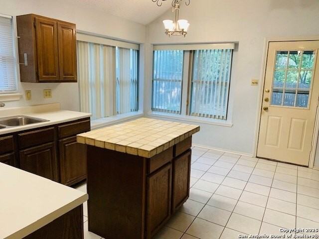 2538 Montebello - Photo 5 of 14