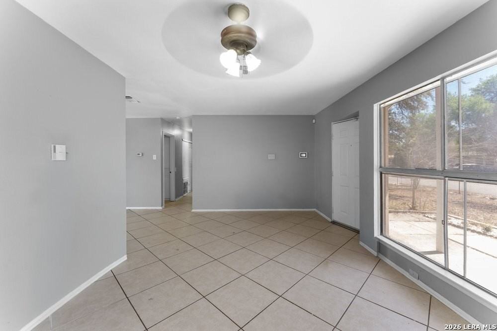 5035 Village Crst - Photo 6 of 23