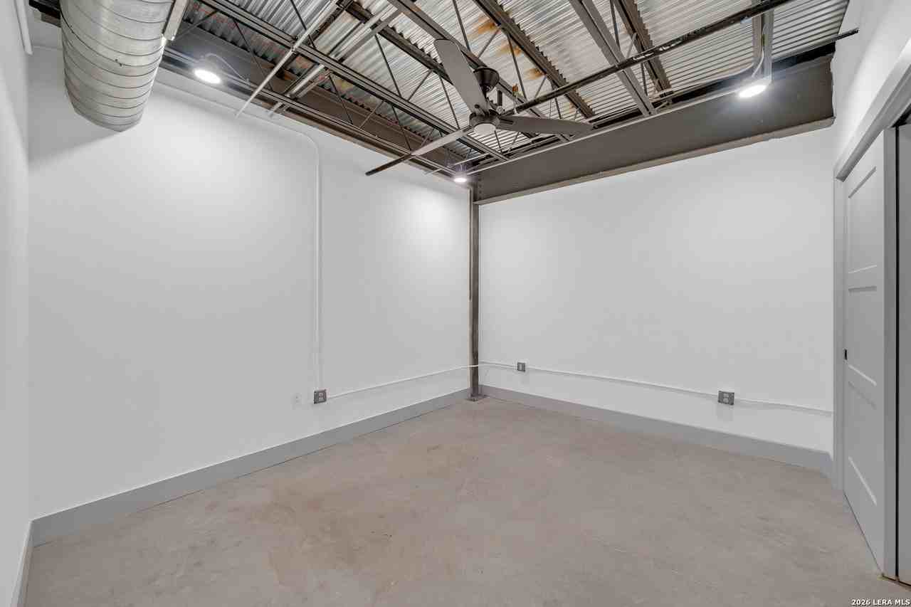 215 Coca Cola Pl #303 - Photo 3 of 5