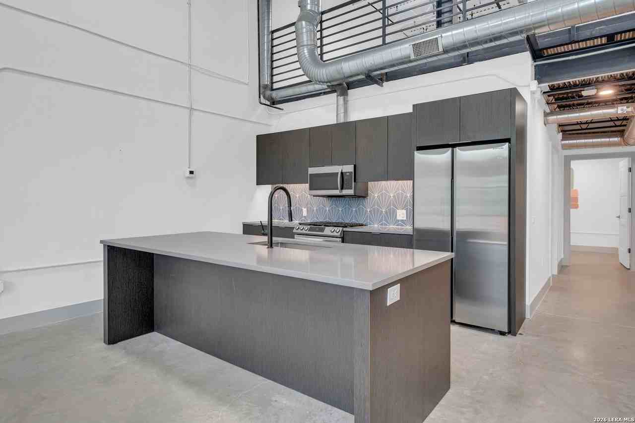 215 Coca Cola Pl #311 - Photo 5 of 5