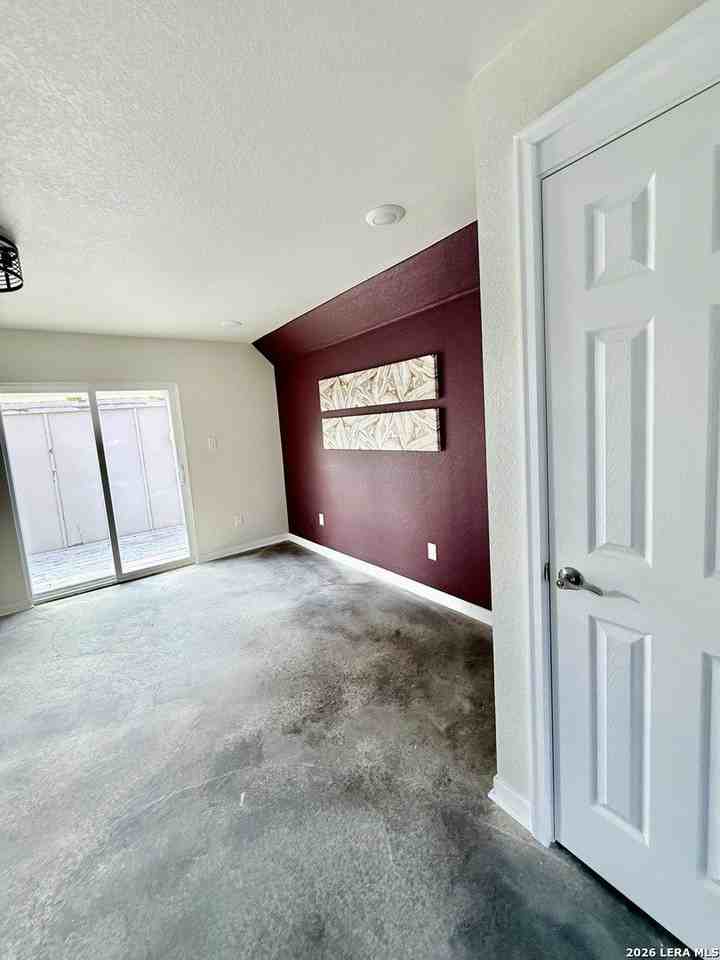 935 Eventide Dr #2 - Photo 7 of 26