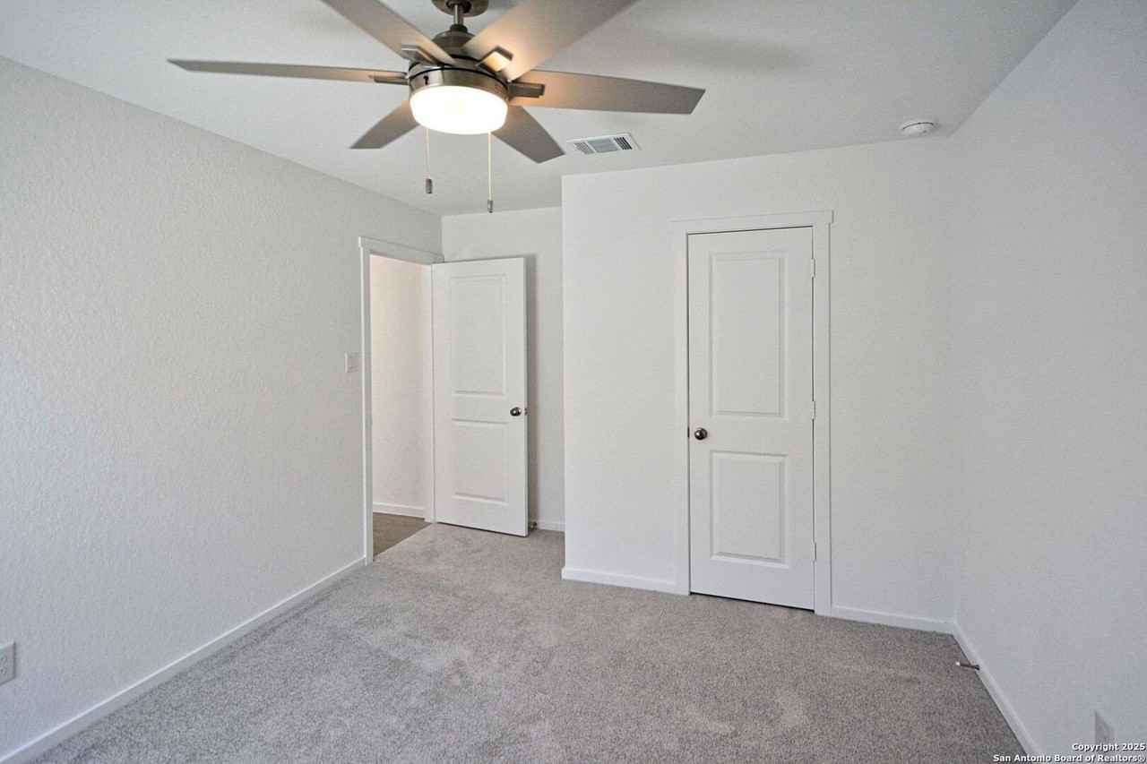 1517 Hummock Steep - Photo 6 of 22