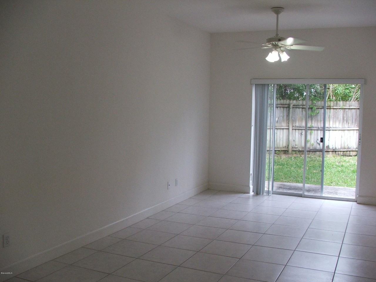 7957 Evelyn Ct - Photo 4 of 14