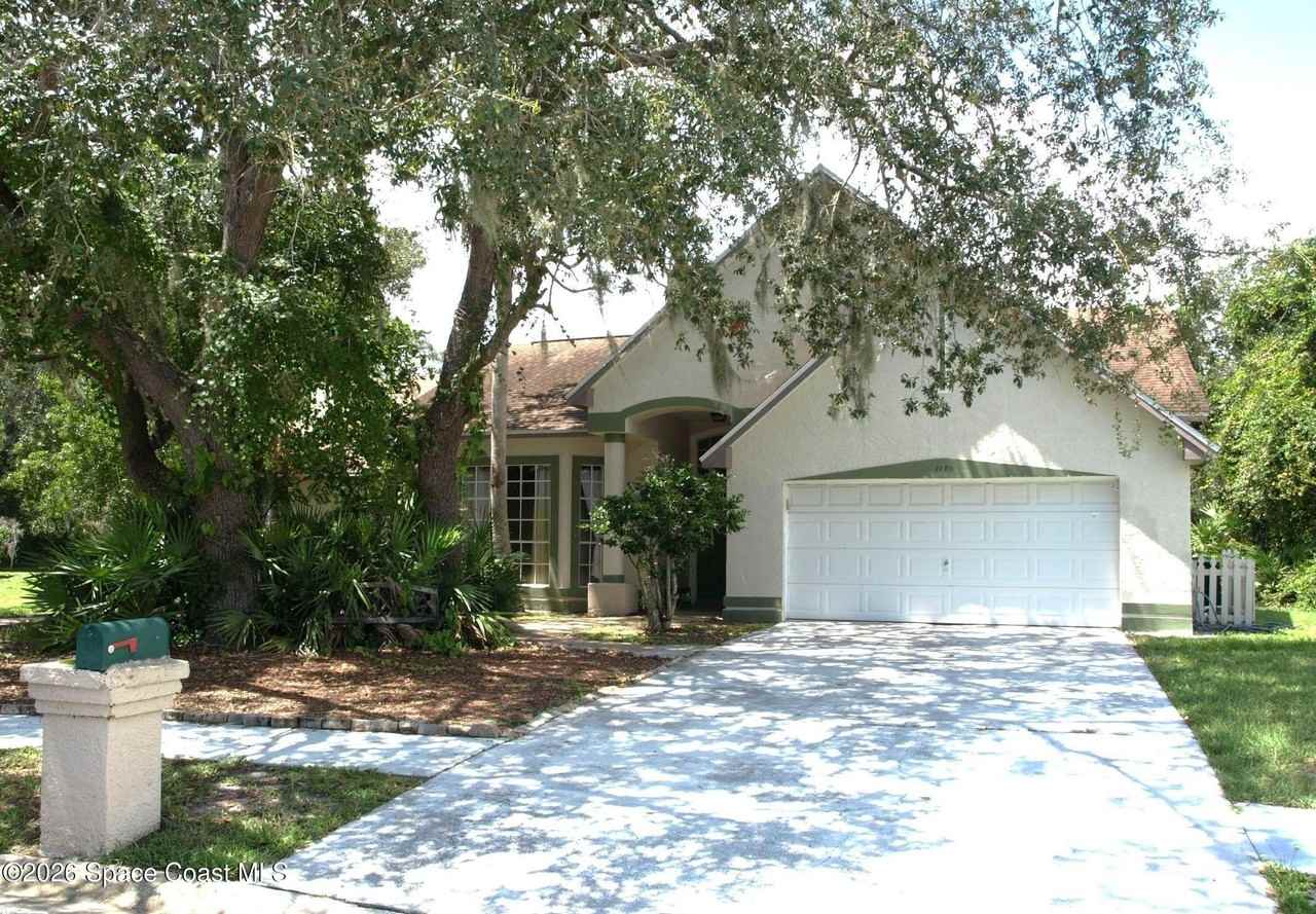 1170 Briar Run Cir - Photo 3 of 18