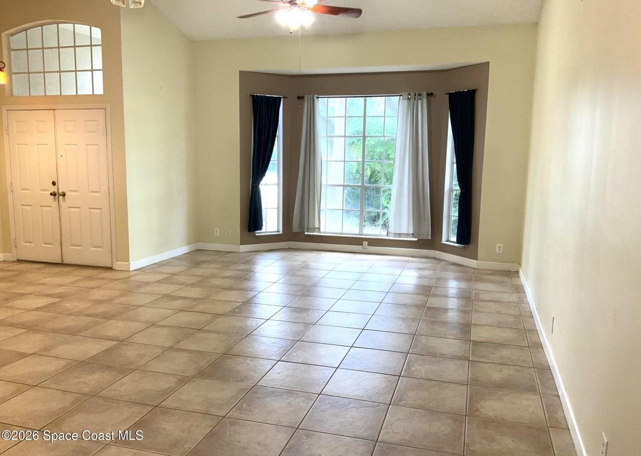1170 Briar Run Cir - Photo 5 of 18