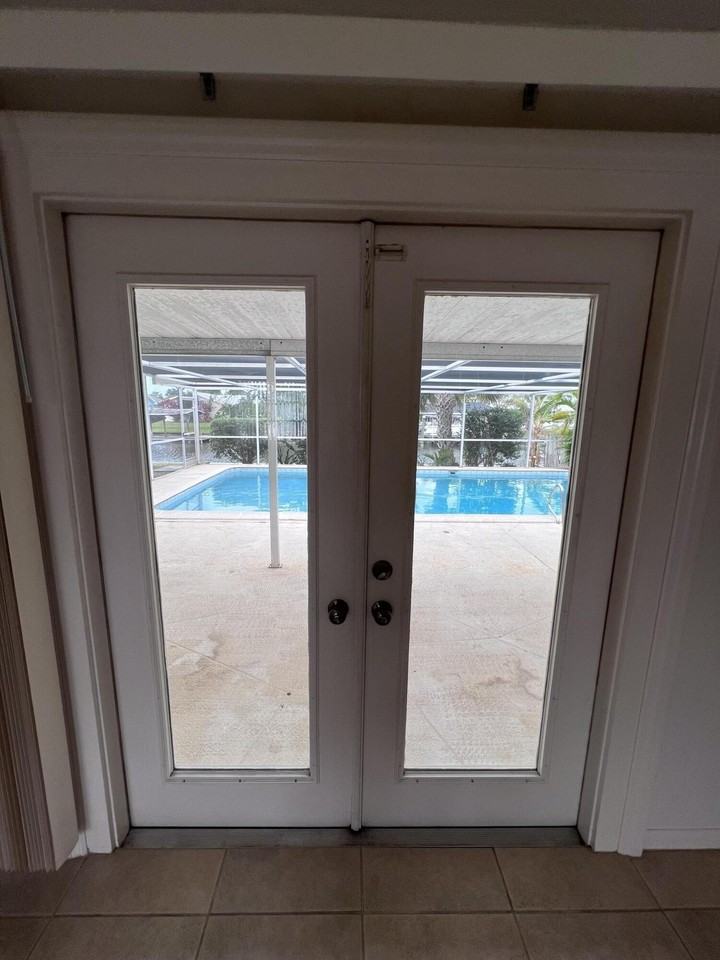 350 Orion Ct - Photo 5 of 20