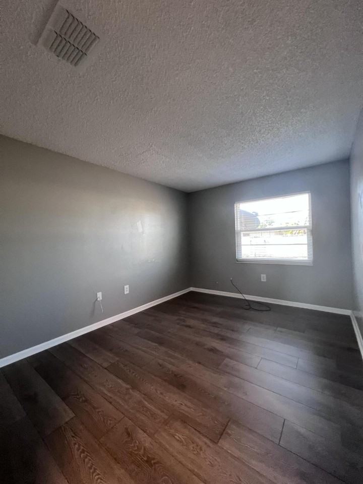 1514 Clearlake Rd #36 - Photo 7 of 10