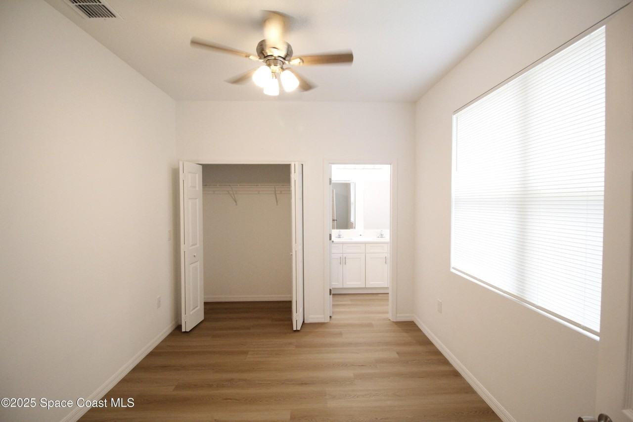 1658 Hamilton Ave Sw - Photo 2 of 19