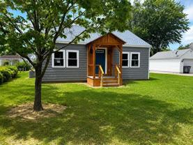 24318 Gertrude St - Photo 1 of 1