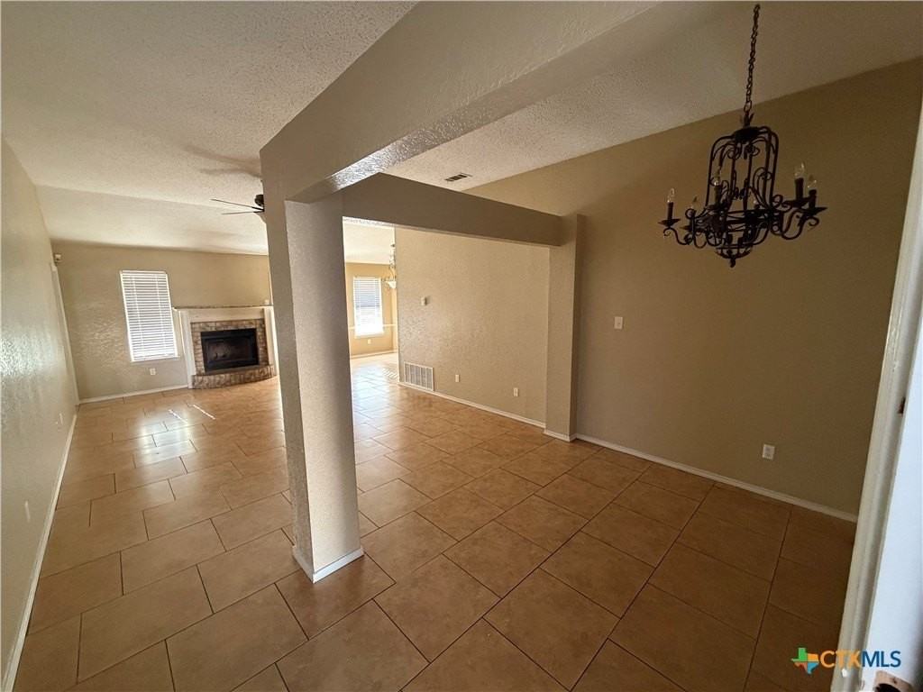 2207 Waterfall Dr - Photo 3 of 11