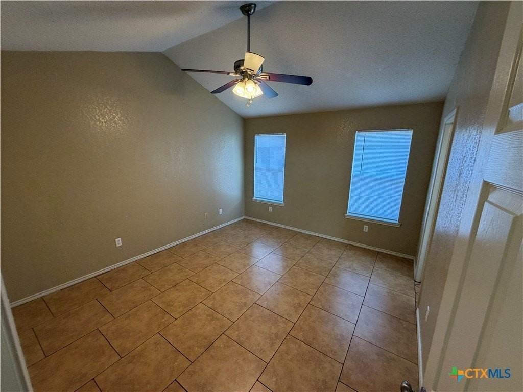 2207 Waterfall Dr - Photo 6 of 11