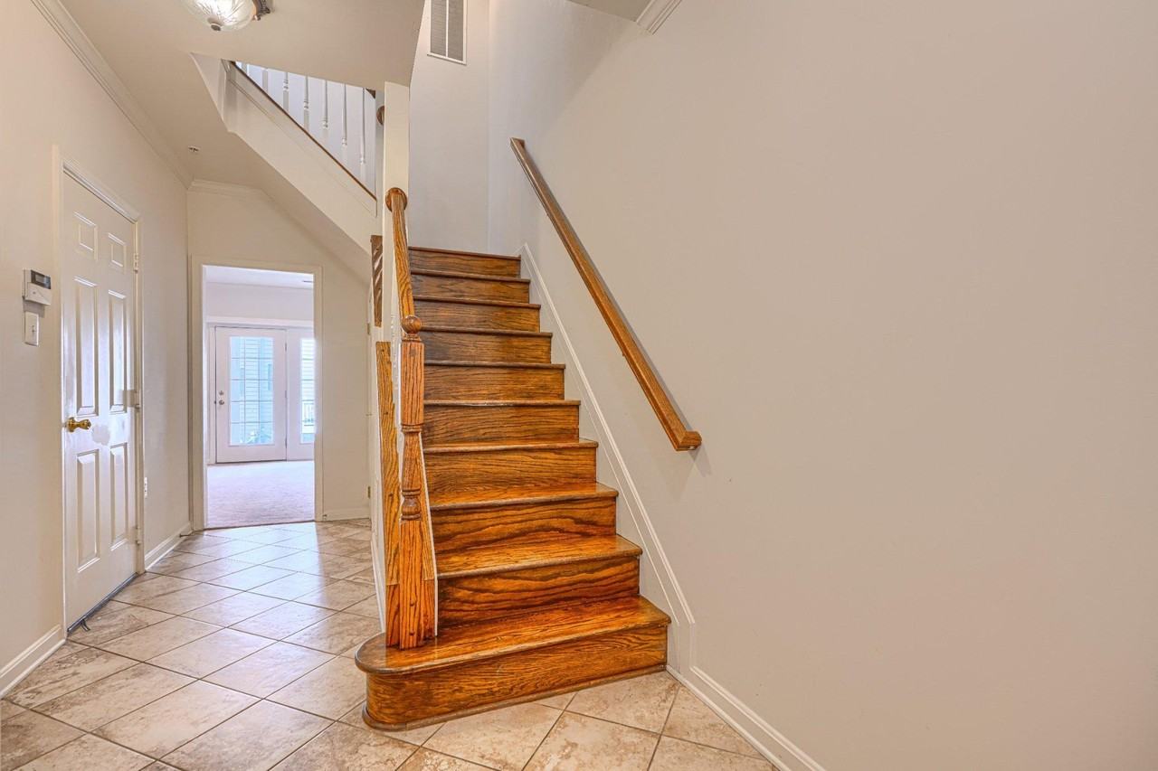 239 Anvil Way - Photo 2 of 28